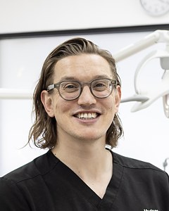 Dr Hudson King